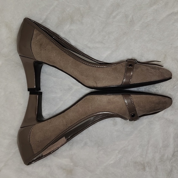 Easy Spirit - Picture 5 of 12